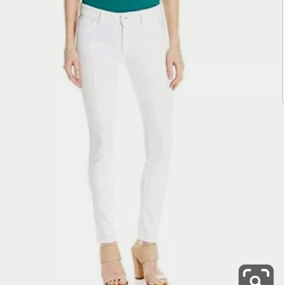 DL1961 White 'Amanda' Skinny Jeans